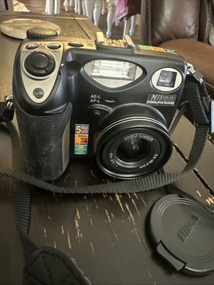 Nikon Coolpix 5000 デジタルカメラ　E5000 Nikon Coolpix 5000 Digital Camera 5MP Working Nikon E5000-C4A | eBay