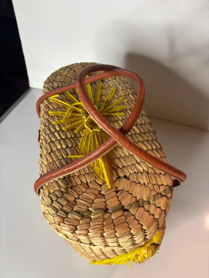 Vintage 1960s 1970s Wicker Leather Straw Hippy Boho Handbag Basket Yellow Floral - Image 4 of 4