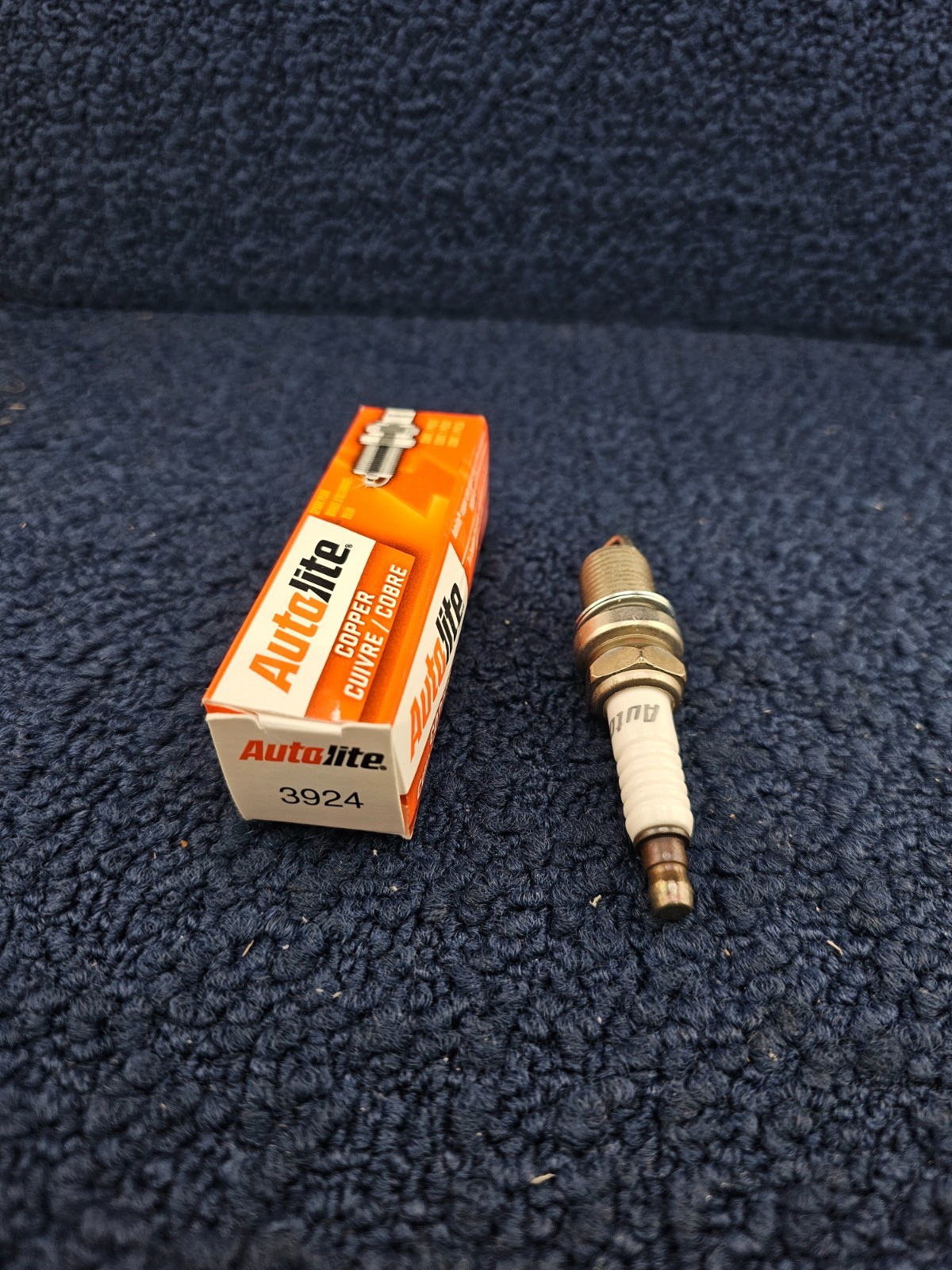 QTY 9 Autolite 3924 Copper Spark Plug Fits 1996-2003 Bentley Continental R