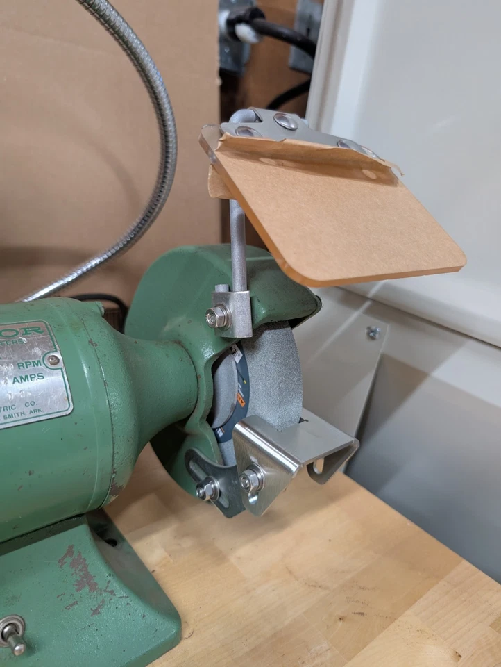 Baldor 6in Bench Grinder 612 (1/3 hp, single phase, 60 hz, 115v, 3450 rpm) - Image 4 of 4