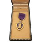 /06/2026 (REF40551) BEAUTIFUL PURPLE HEART MEDAL IN CASE WW2 MEDAL