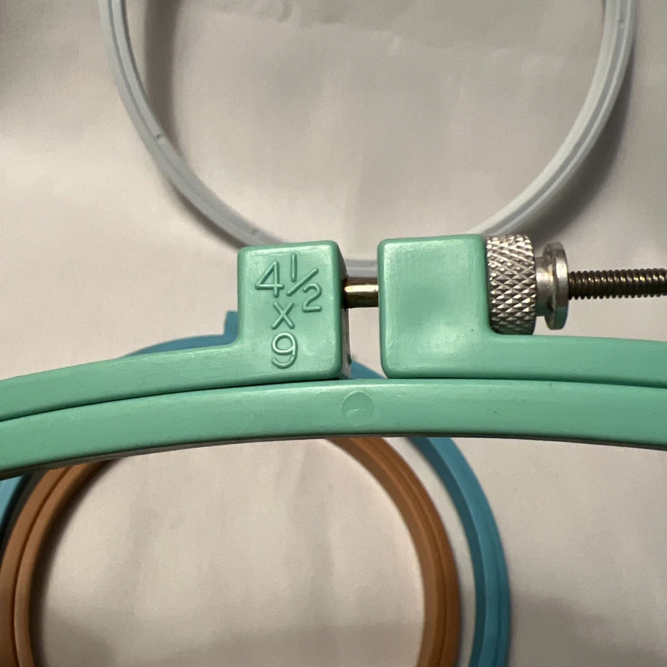 Assorted Lot of 4 Embroidery Hoops Plastic 5", 6”, &8” Round 4.5"x9" Oval - Image 4 of 4