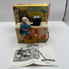 Smurf Instant Load Flash Camera by Helm Toy Peyes Wallace Berrie