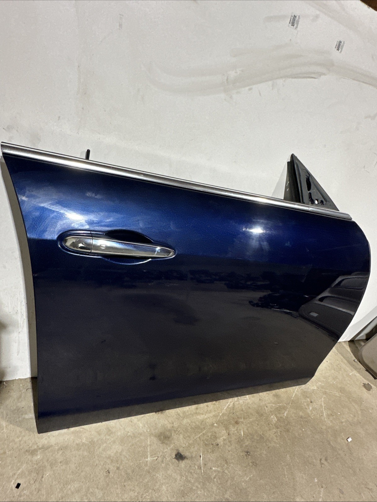 2014-2017 Maserati Ghibli Front Right Side Door Oem