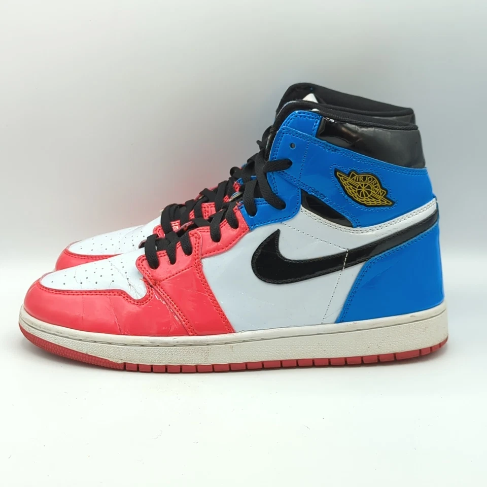 Air Jordan 1 Retro Alto OG Fearless Talla 10 UNC CHICAGO CK5666-100 Rojo/Azul Foto 3 de 4
