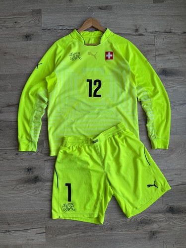 Kit portiere domestico Puma Svizzera 2014-15 #12 Yann Sommer - Foto 2 di 7
