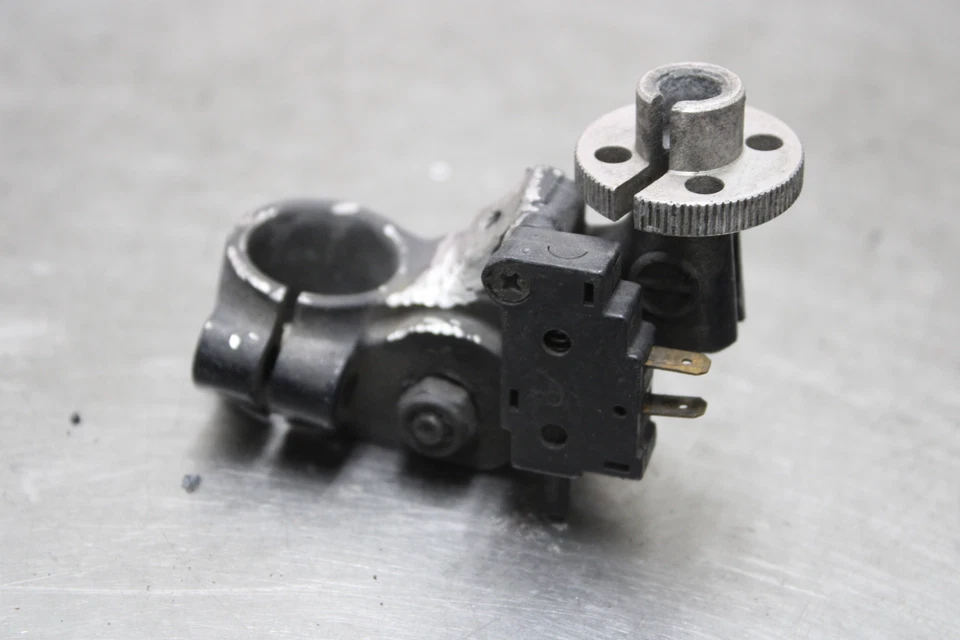 98-01 Yamaha YZF R1 YZFR1 Clutch Perch Bracket Mount Foto 4 de 4