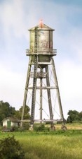 WOODLAND SCENICS O Built-N-Ready Rustic Water Tower LED Lighted WOO5866