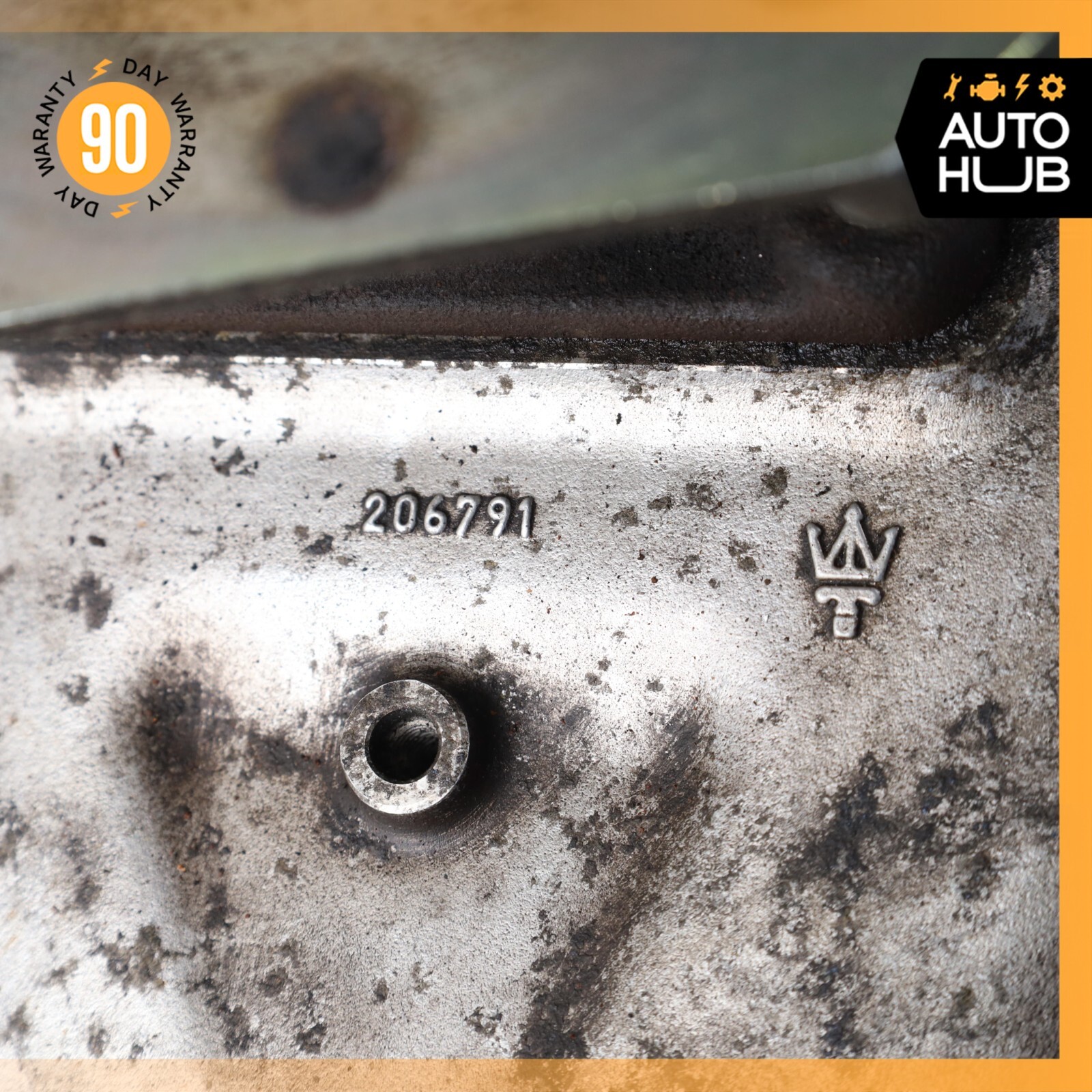 03-10 Maserati Quattroporte M139 Front Left Side Spindle Knuckle Hub OEM 29k