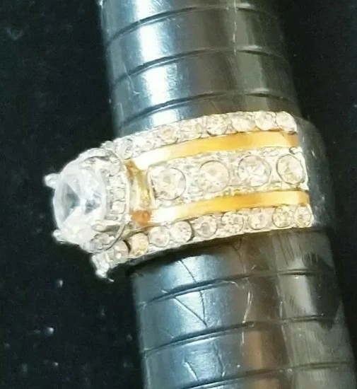 Topacio blanco chapado en oro blanco y rosa talla 10,75 ancho 13 gramos  Foto 3 de 3