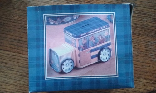 Vintage NOS GIFTCO School Bus with Wheels Tin Bank NIB Stewart Sherwood Bears - Picture 2 of 10