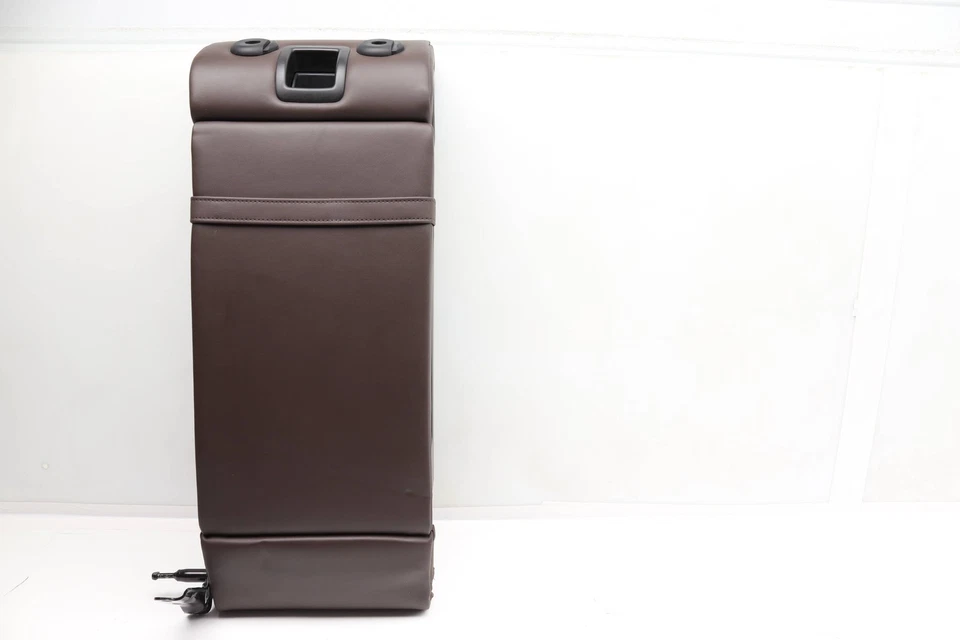 BMW 540I 2017-2020 - reposabrazos asiento trasero / soporte para copa (centro) 7443126 Foto 3 de 4