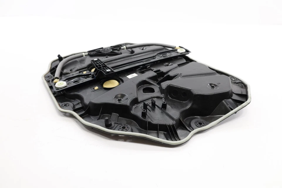 2018 - 2025 JEEP WRANGLER FRONT LEFT SIDE DOOR WINDOW REGULATOR W/ CARRIER OEM - Image 4 of 4