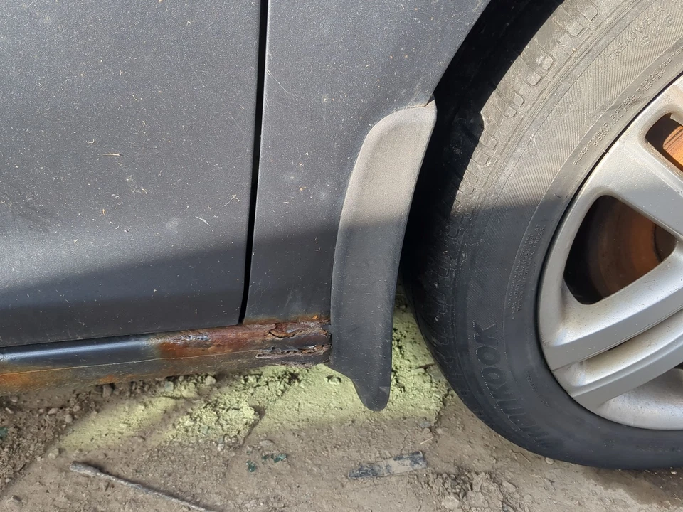 2005-2010 Volkswagen Jetta Passenger Fender EI0MR - Image 2 of 4