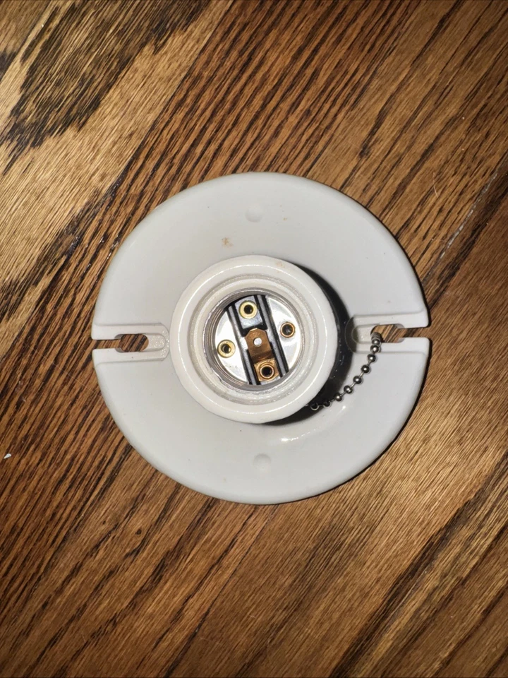 Leviton 号 29816-C瓷制拉链灯架顶部有线 — 第 2/2 张图片