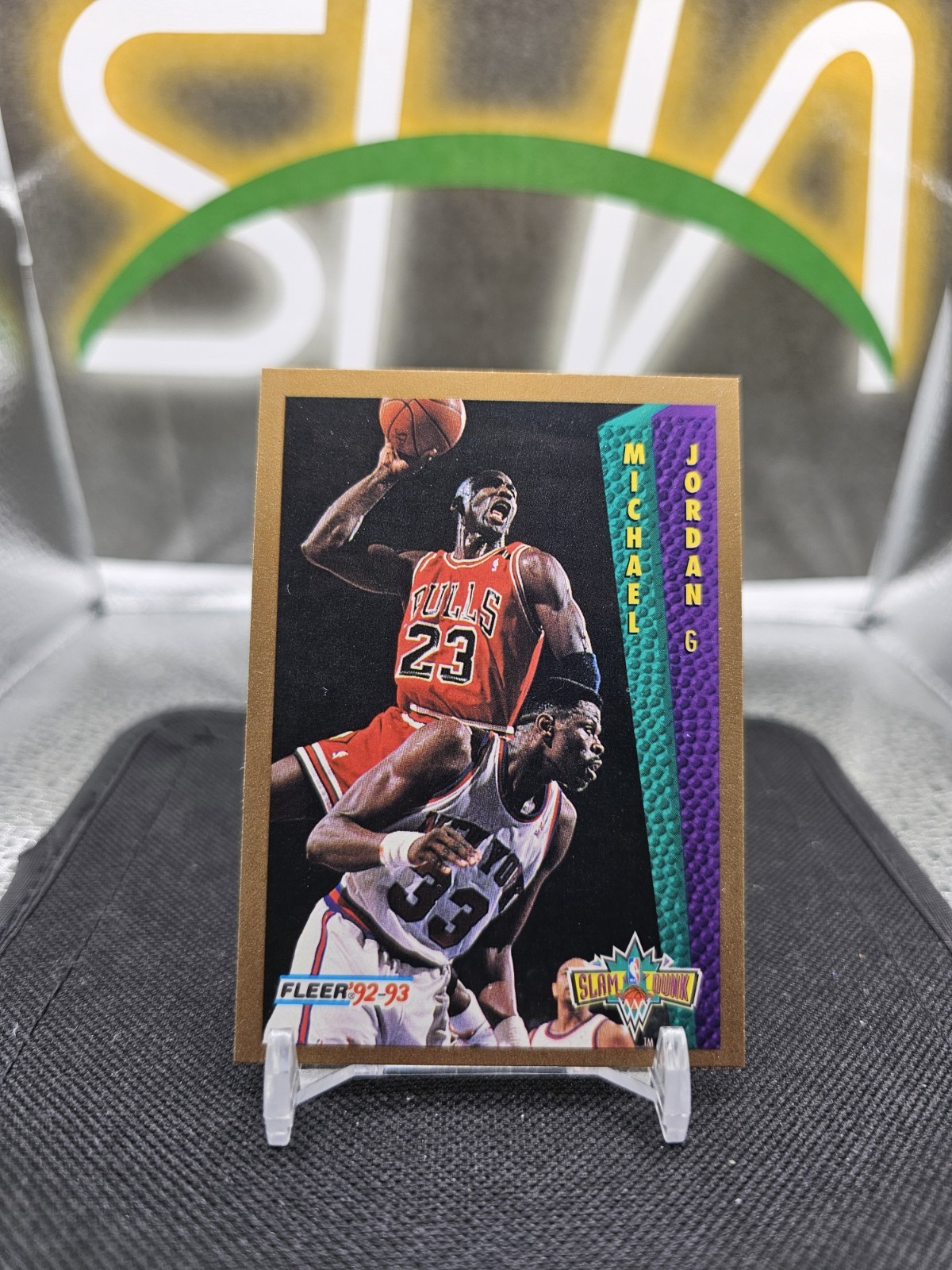 1992 Fleer #273 Michael Jordan Slam Dunk Bulls HOF