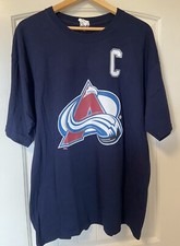 JOE SAKIC COLORADO AVALANCHE #19 PUMA NHL T SHIRT  SIZE LARGE. CAPTAIN!!