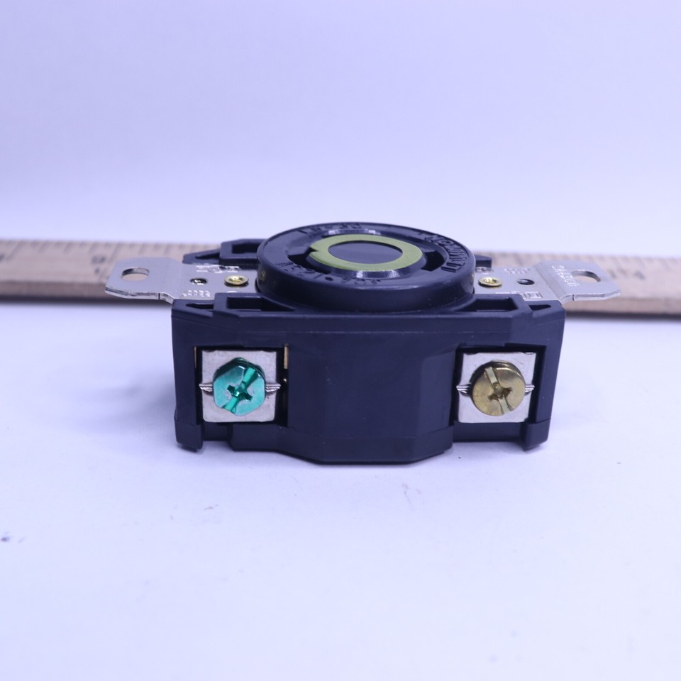 Leviton 3Wire Locking Single Outlet Black 30A 125V 248136 eBay