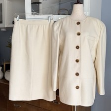 Vintage 80 s Louis Feraud 2 Pc Ivory Wool Jacket Skirt Suit Size 10
