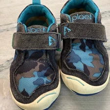 PLAE Kids' Camouflage Blue and Gray Ty athletic Sneakers shoes Sz 7