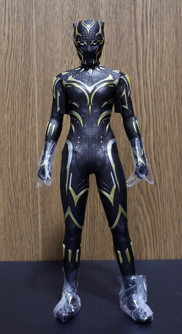 ホットトイズ MMS675 ブラックパンサー シュリ black panther HOT TOYS MMS675 BLACK PANTHER: WAKANDA FOREVER SHURI FIGURE