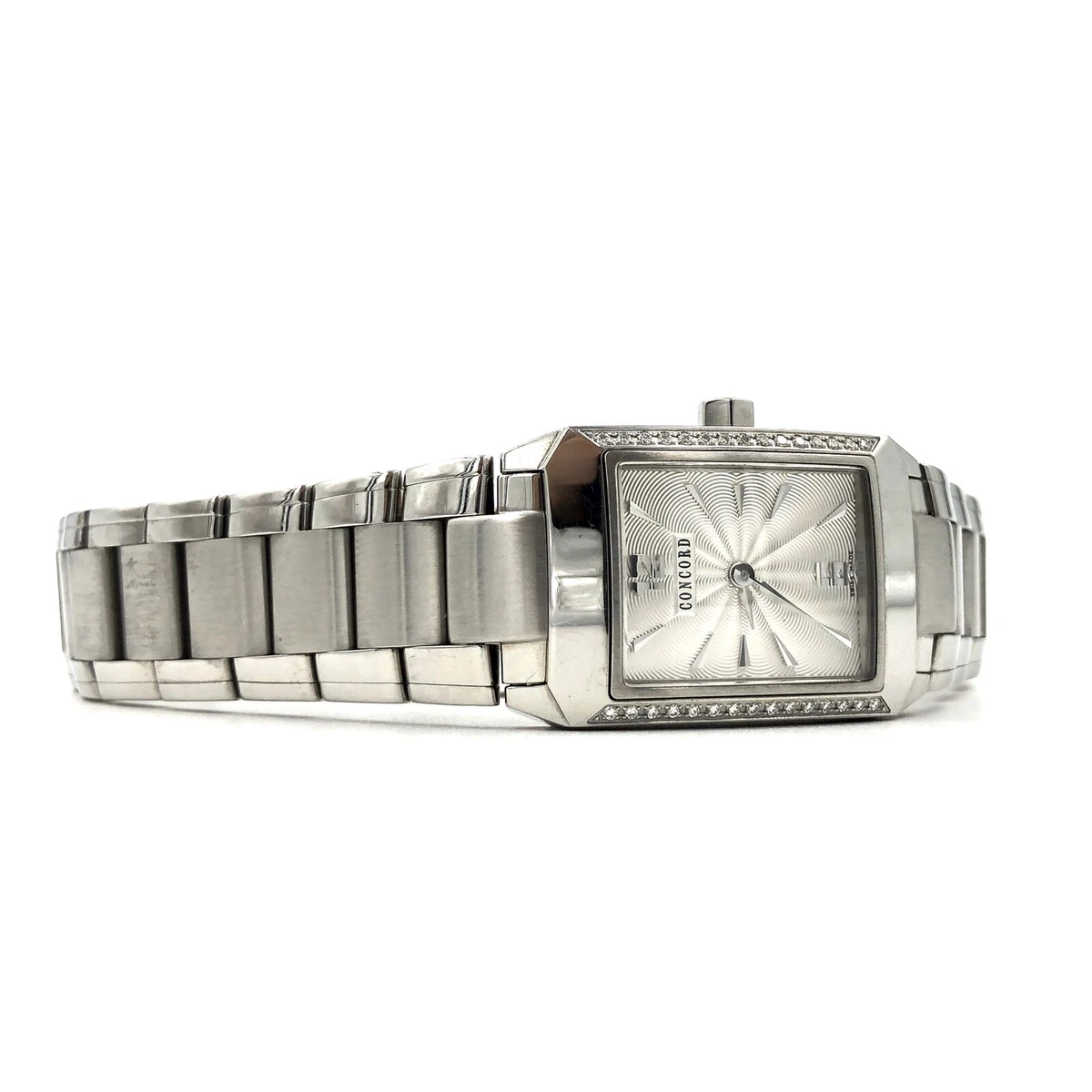 Carlton quartz best sale watch