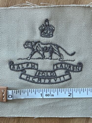Polo Ralph Lauren embroideries lioness crest on khaki twill with crown SALE - Picture 1 of 2