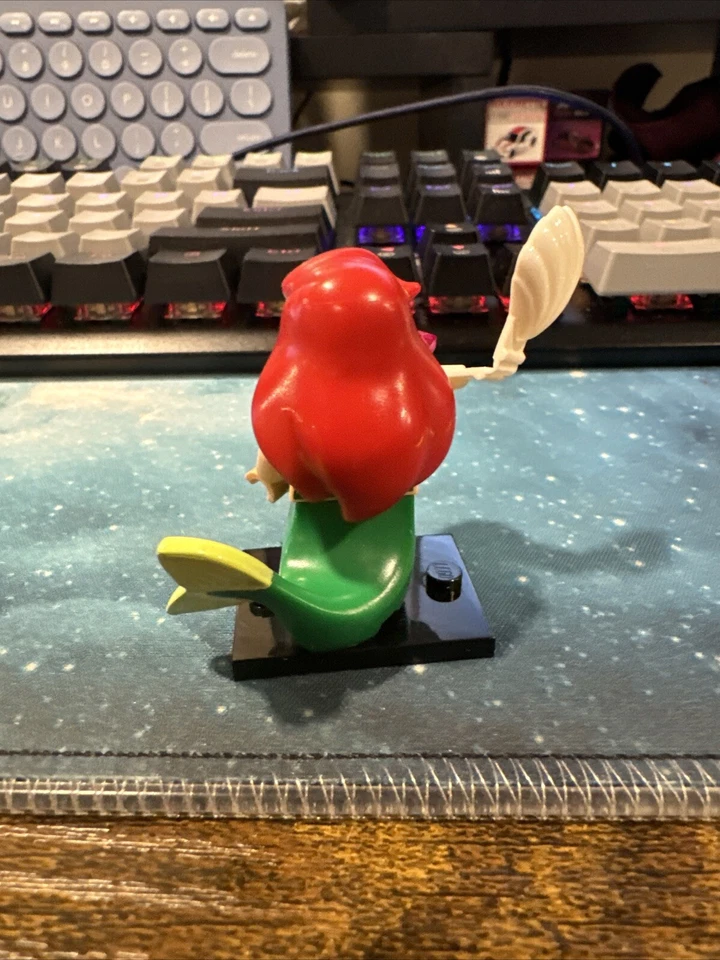 LEGO ARIEL DISNEY SÉRIE 1 MINIFIGURAS COLECIONÁVEIS 71012 pequena sereia - Imagem 2 de 2
