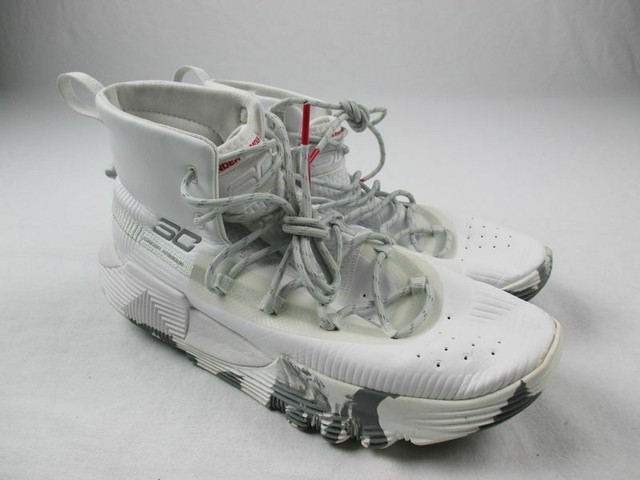 under armour curry 3 grade school