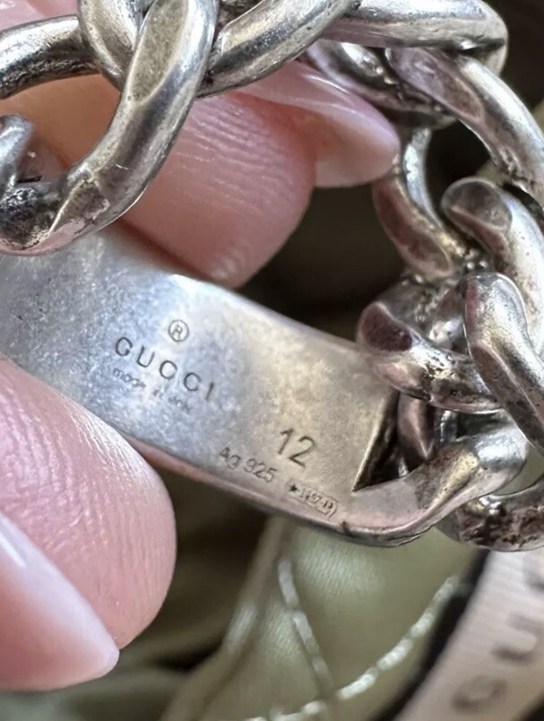 ごる蔵GUCCI Logo Black Patent Silver New Gucci Logo Chain Ring Silver Black Enamel Sz 17 IT 7.75