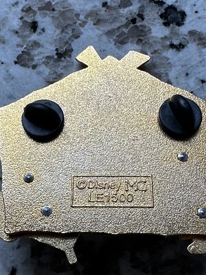 Disney Japan - LE1500- Chip & Dale - Happy New Year 2003 - Pin