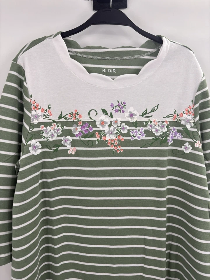 Blair 三分袖边框印花条纹束腰上衣,尺寸 L,全新无标签 — 第 3/4 张图片