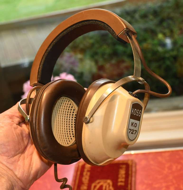 Vintage KOSS Headphones KO727 KO 727 1/4" 1/8" jacks Extra Clear Good Bass