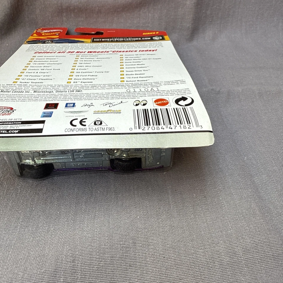 Hot Wheels Classics Series 5 19/30 Deco Delivery Purple Chase RR 2009 - Image 3 of 4