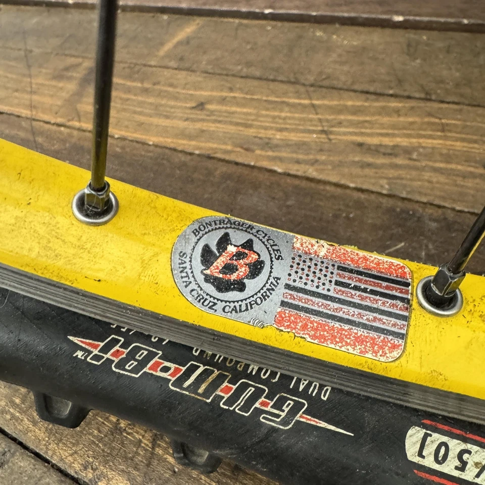 Винтажная 26-дюймовая колесная пара Bontrager для горного велосипеда 28H/24H желтые ободы обручи 135 мм 90-е - Изображение 2 из 4