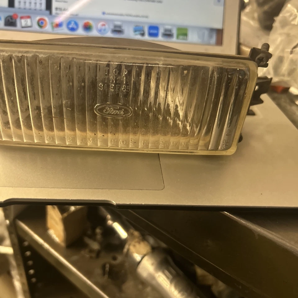 Conjunto de lámpara antiniebla lateral para pasajeros Mercury Merkur XR4Ti 1985-87-bonito usado Foto 3 de 3