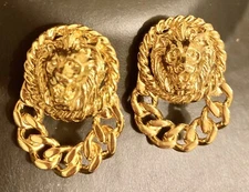 Anne Klein Lion Head earrings CLIPS Chain Link Door Knocker Gold-plate 1-1/2” Lg