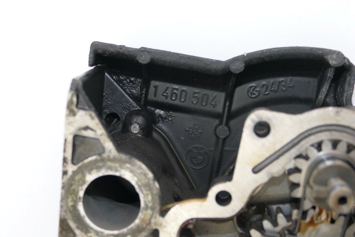 七 BMW K 75 1991 - Water pump oil pump N1381 | eBay