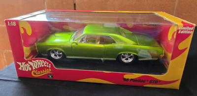 Hot Wheels Classics '66 Pontiac GTO 1:18 Green Die-Cast NIB Rare