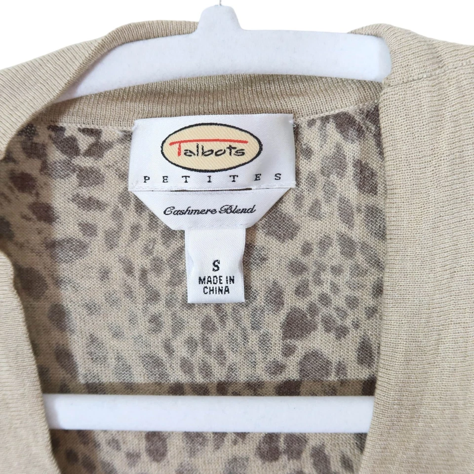 Cárdigan suéter TALBOTS estampado de leopardo ligero cuello en V cachemir seda talla Sp Foto 4 de 4