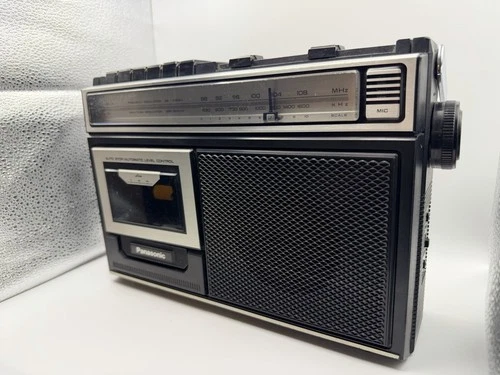 Panasonic RX-1250D VINTAGE RETRO 1980s AM/FM Cassette Boombox Tested Working