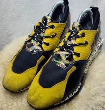 STEVE MADDEN RIDGE MENS ATHLETIC SHOE SNEAKER GRAPHIC PRINT SIZE 9 YELLOW - NICE