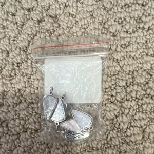 Fire Mountain Gems Pewter Drop Silver 20x20x13mm Jewelry Findings 10pcs