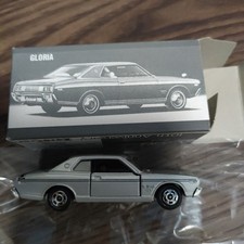 Tomica Made in Japan Nissan Gloria HT 2000GX Siler K230 Nissan Special Edition