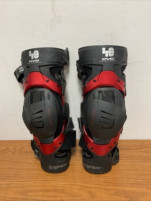 EVS 40th Anniversary LE Axis Sport Knee Brace Red / SM AXISS-BK-SP-40