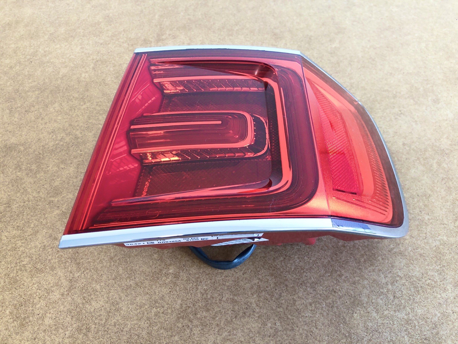Bentley Bentayga 2016-2019 Rear Right Outer Tail light Yellow P/N 36A945096H