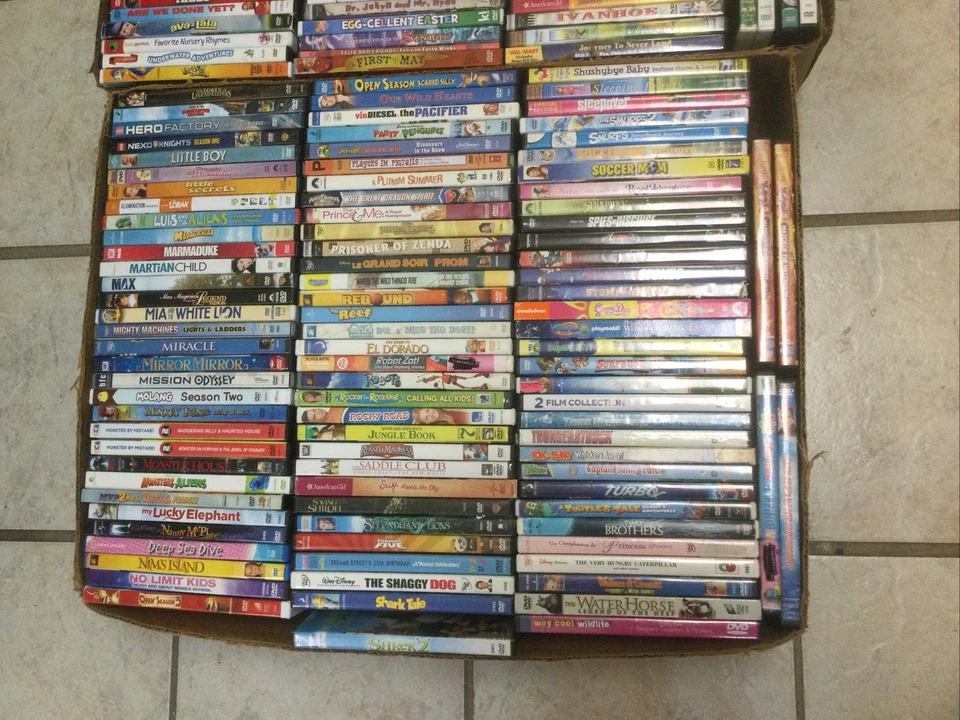 KIDS / FAMILY - YOU PICK / CHOOSE DVD LOT #1 - $1.79+ SHIPPING COMBINED - DISNEY Foto 3 de 3