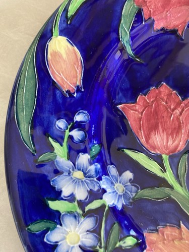 Maling Embossed Tulips Antique Wall Plate England 1930s Art Pottery Floral Decor - Picture 5 of 7