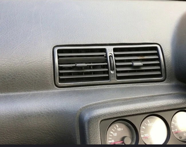 Genuine Nissan Air Vent Pair For Skyline R32 GTS GTS4 GTST GTR 68750-01U00 - Image 3 of 4