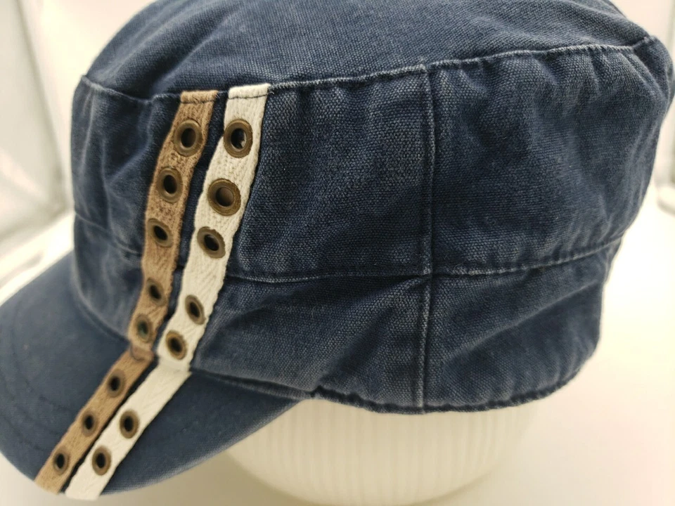 Boné AE ARMANI EXCHANGE VINTAGE JEANS FEMININO NEWSBOY CABBIE BRONZEADO BRANCO REBITE LG - Imagem 4 de 4